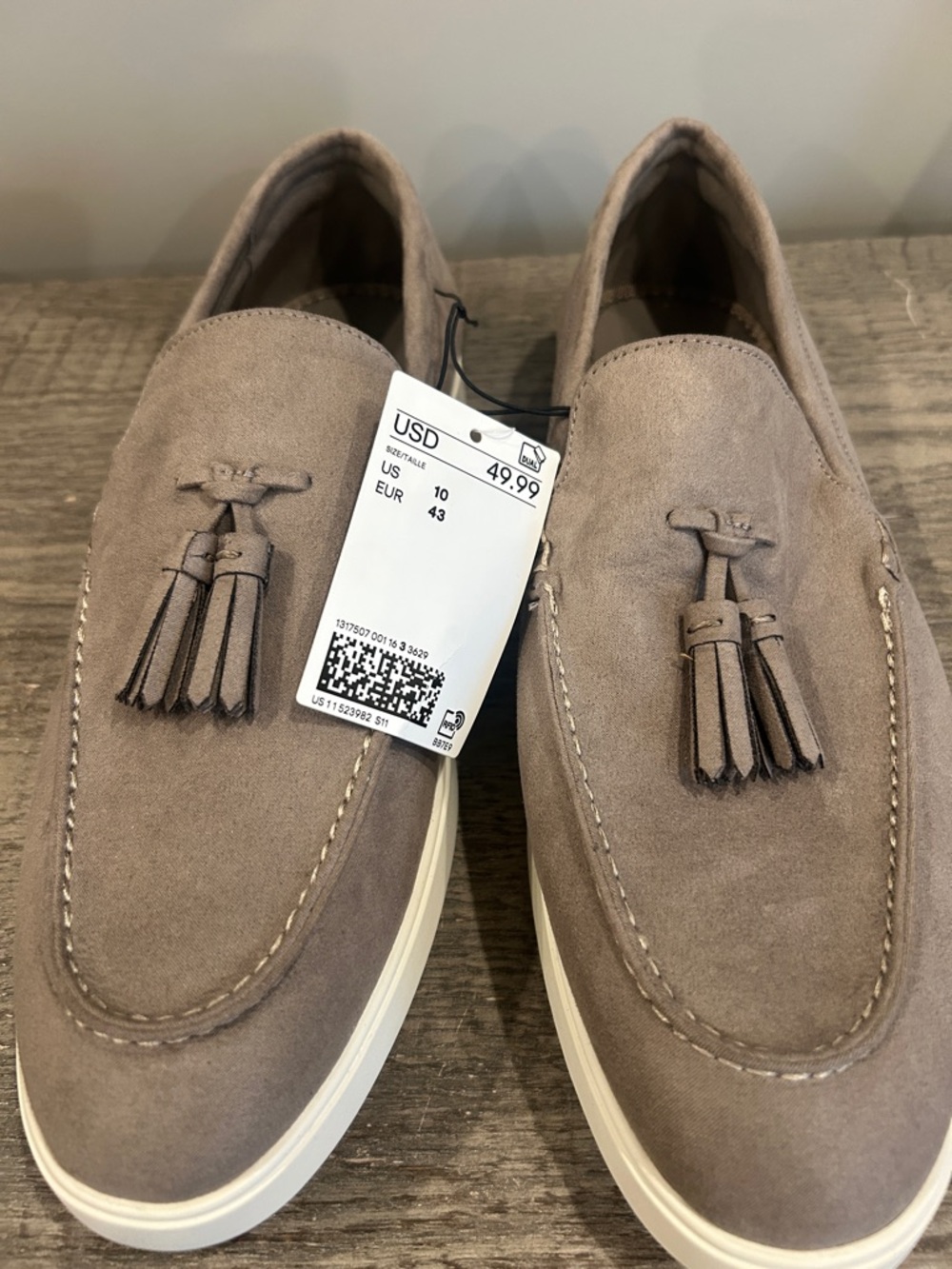 H&M Men's Suede Tassel Slip-On Loafers in Taupe